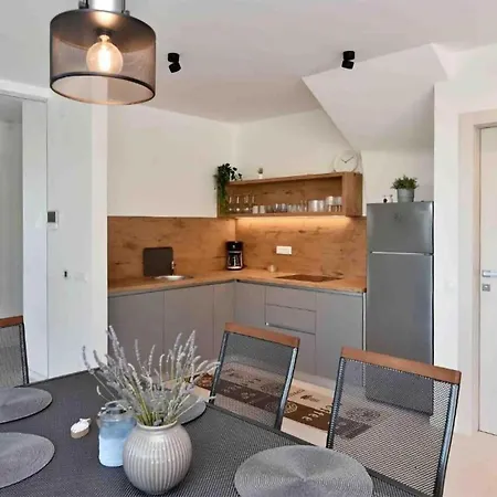 Cozy In With Harbor View Holiday home